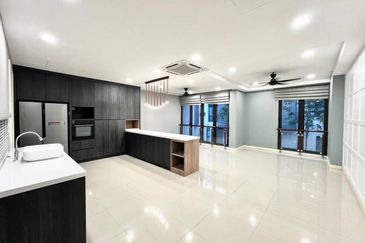 Mozart, Symphony Hills