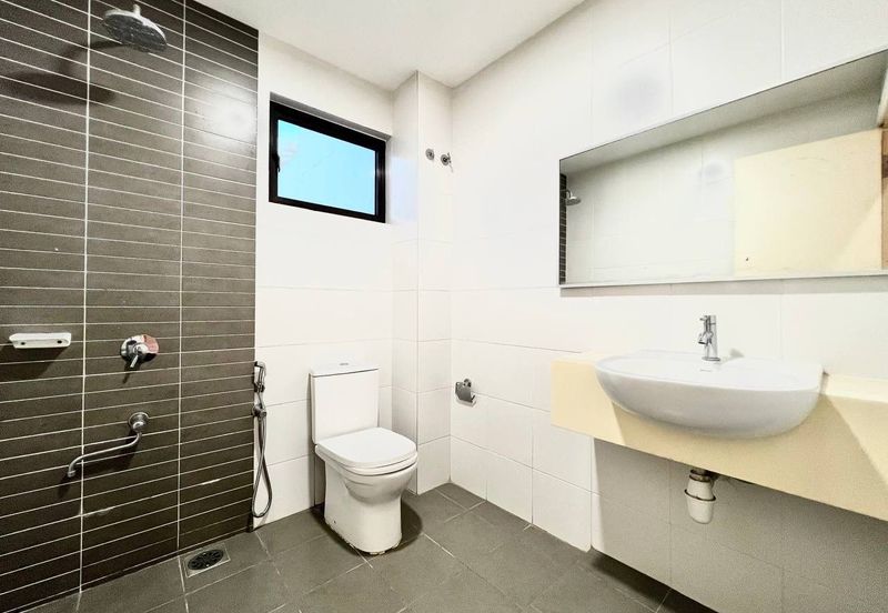 Mozart, Symphony Hills