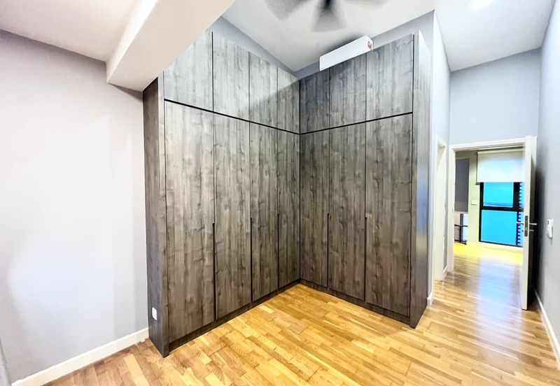 Mozart, Symphony Hills