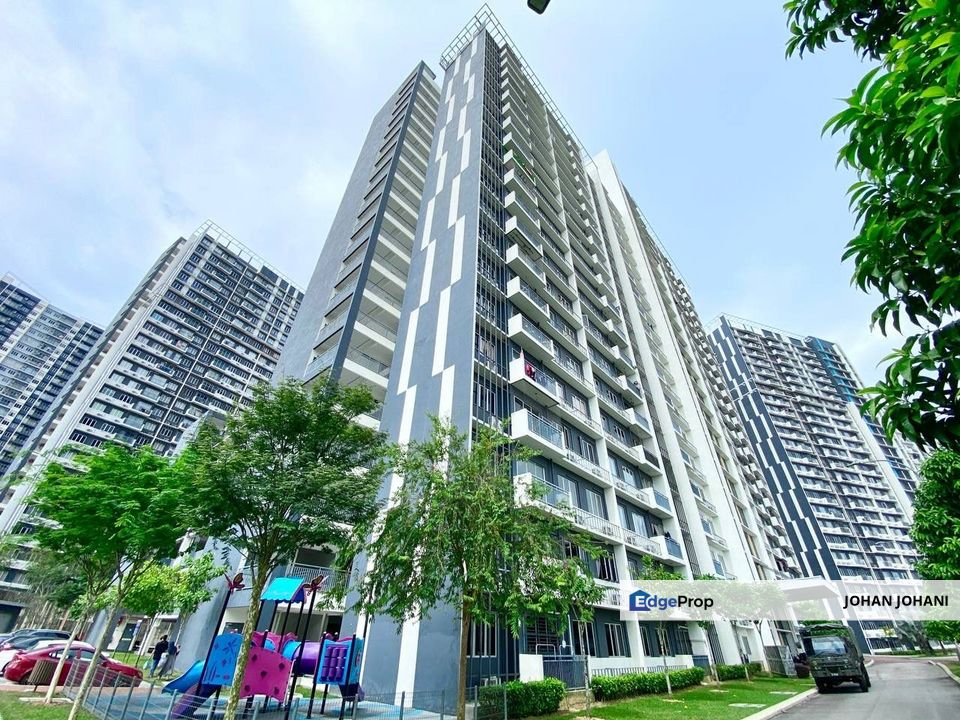 RUMAH LUAS UNTUK DILEPASKAN ❗️RESIDENSI ADELIA 1 Bangi Avenue, Kajang  , Selangor, Bangi