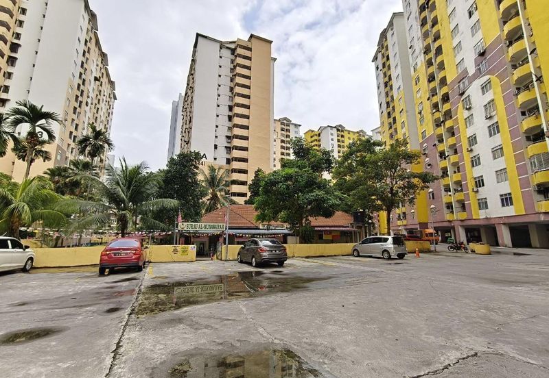Pangsapuri Lagoon Perdana