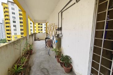 Pangsapuri Lagoon Perdana