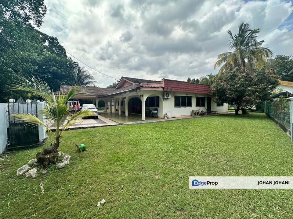 Taman Sri Andalas, Klang Classic Single Storey Bungalow TANAH LUAS for sale, Selangor, Klang