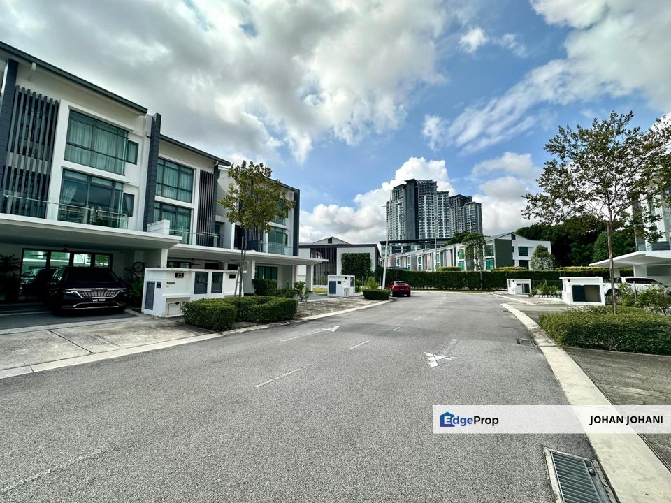 Sejati Residences Cyberjaya 3 Storey Exclusive Unit for sale, Selangor, Cyberjaya
