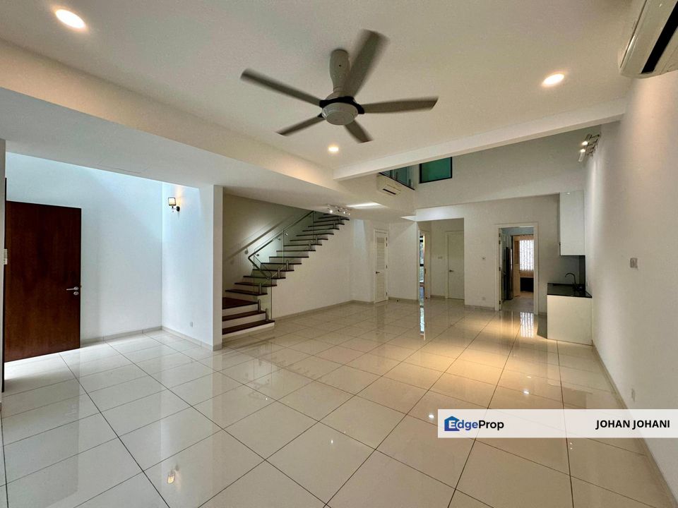 Sejati Residences Cyberjaya 3 Storey Exclusive Unit for sale, Selangor, Cyberjaya