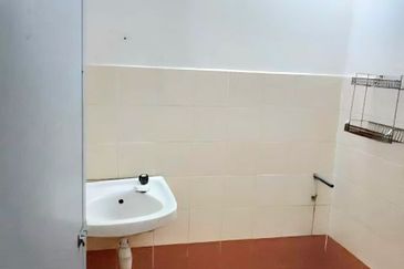 Nilam Court Apartment