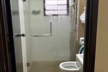 Desa Idaman Residences