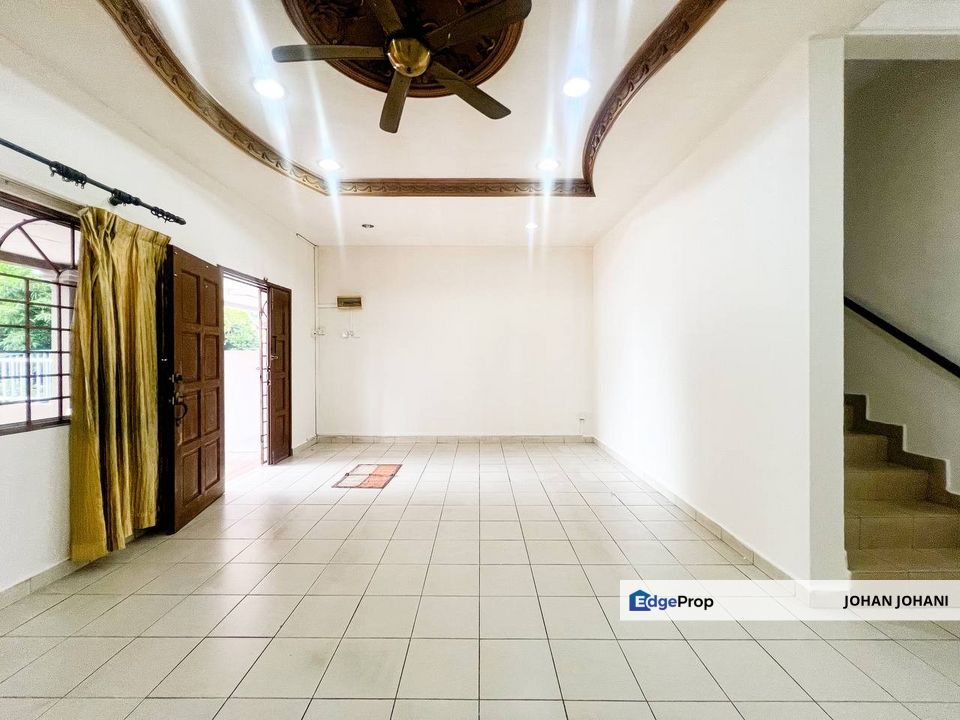 Taman Pinggiran Saujana 2 Storey FACING OPEN for sale!, Selangor, Kajang