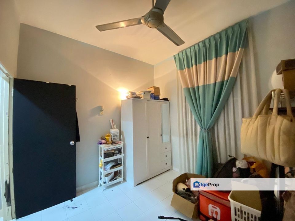 Double Storey End Lot House Seksyen 8 Bangi, Selangor, Bangi