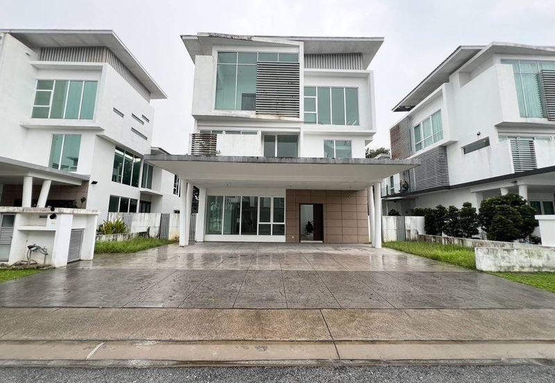 Jacaranda Garden Residence