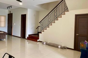 Jewels of Grasmere, Setia Marina