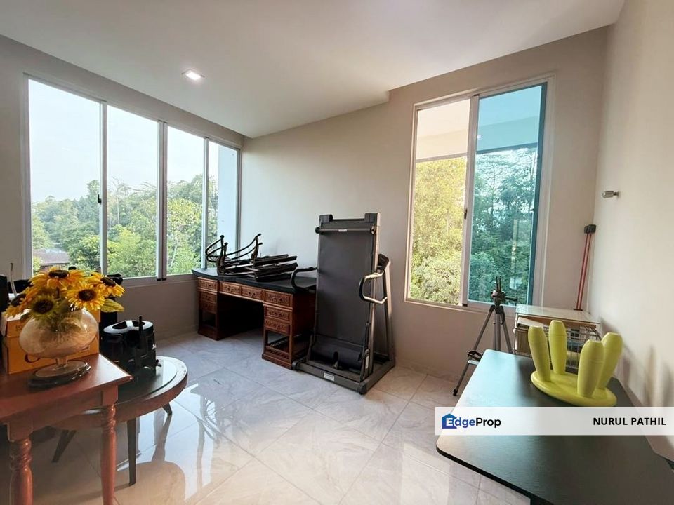 [PRIVATE POOL & LIFT]3 Storey Bungalow Equine Park, Selangor, Seri Kembangan