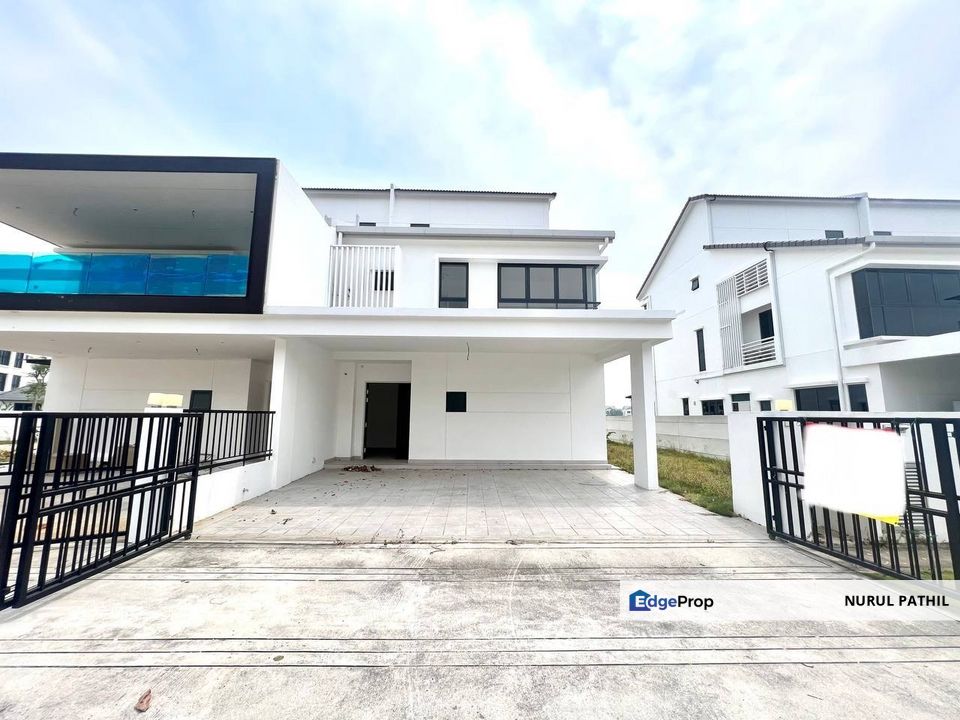 2.5 Storey SEMI D Sejati Lakeside 3 Cyberjaya, Selangor, Cyberjaya