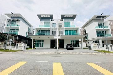 Clover Garden Residences