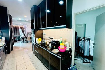 Clover Garden Residences