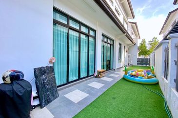 Tenderfields @ Eco Majestic