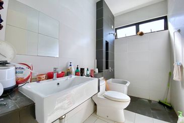 Tenderfields @ Eco Majestic