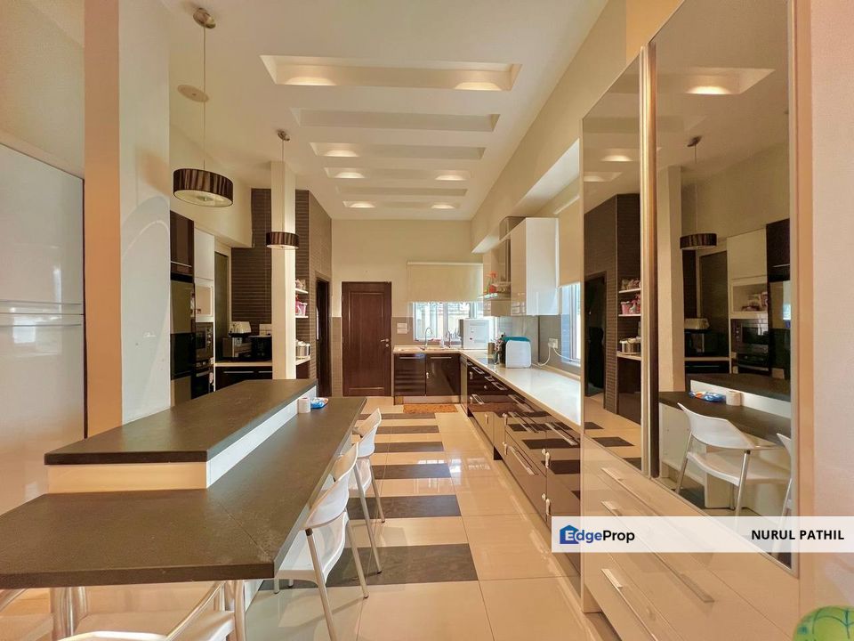 3 Storey Garden Bungalow, Kemuning Residence, Kemuning Utama, Selangor, Shah Alam