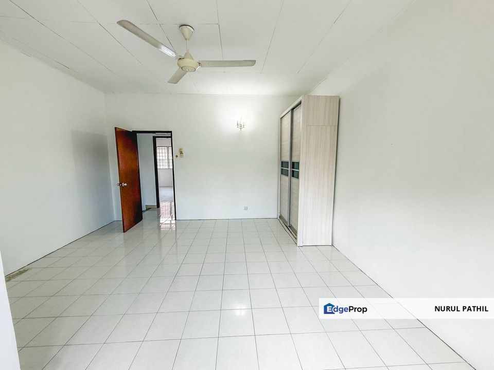 FACING OPEN RENOVATED 2 Storey Terrace Taman Subang Impian Seksyen U10, Shah Alam, Selangor, Shah Alam