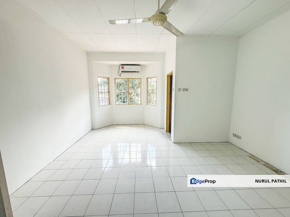 FACING OPEN RENOVATED 2 Storey Terrace Taman Subang Impian Seksyen U10, Shah Alam, Selangor, Shah Alam
