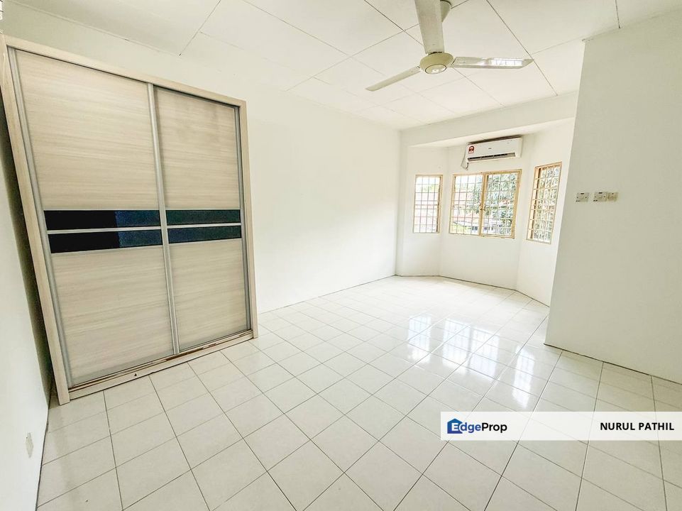 FACING OPEN RENOVATED 2 Storey Terrace Taman Subang Impian Seksyen U10, Shah Alam, Selangor, Shah Alam
