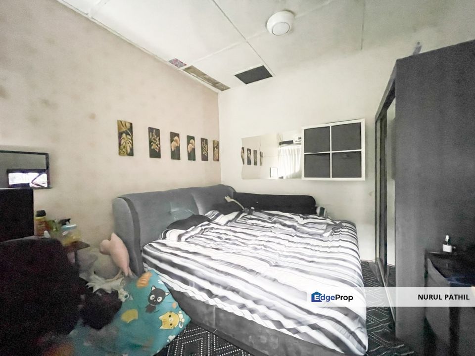 SINGLE STOREY HOUSE JALAN TENGKOLOK 10/8 SEKSYEN 10 SHAH ALAM, Selangor, Shah Alam