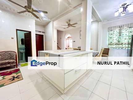 2.5 Storey Semi-Detached Cluster  D'Kayangan Seksyen 13 @ Shah Alam FOR SALE!, Selangor, Shah Alam
