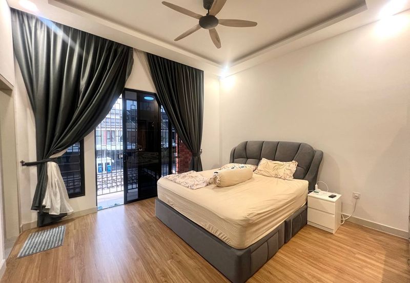 Elmina Green Three @ City of Elmina