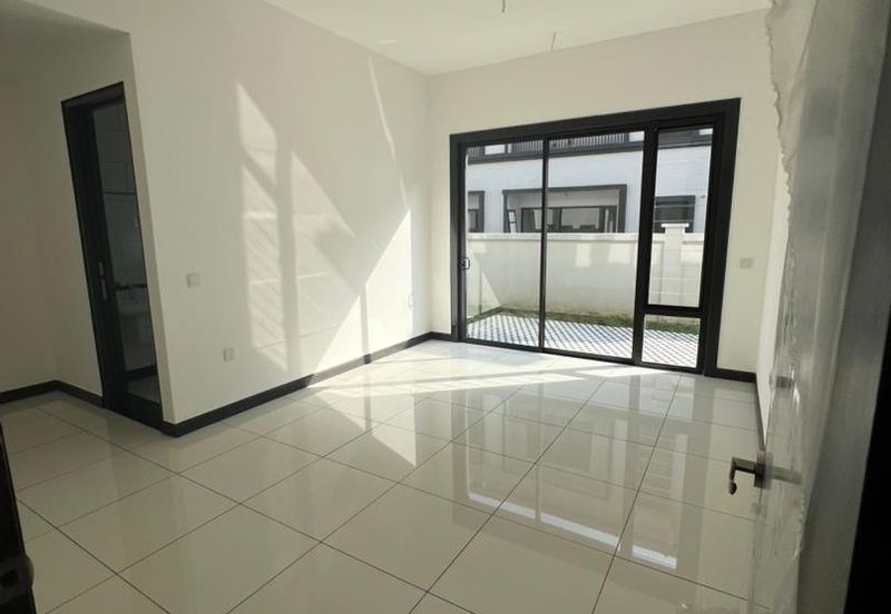 Hevea Elmina Gardens