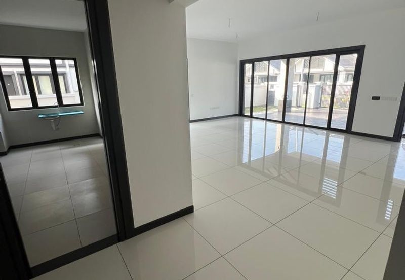 Hevea Elmina Gardens