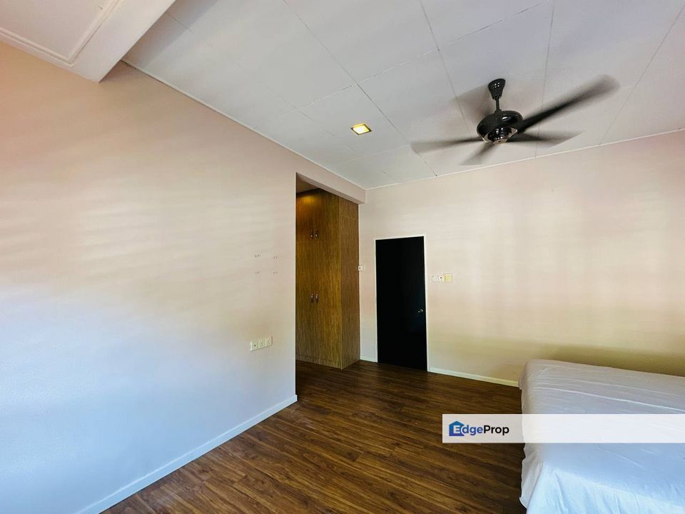 Double storey Terrace House Intermediate Sunway Kayangan U9, Shah Alam, Selangor, Shah Alam