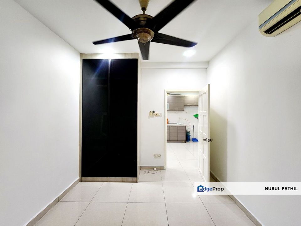 Fully Extended Double Storey Terrace Jalan Adang, Bukit Jelutong, Shah Alam, Selangor, Bukit Jelutong