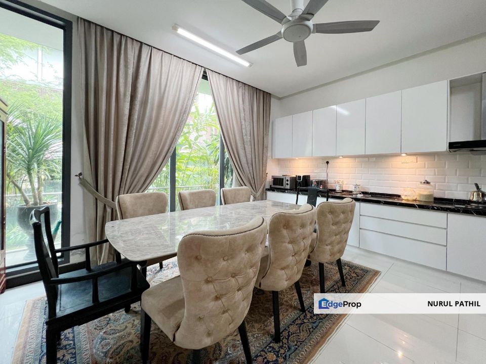 Facing Open 3 Storey Superlink House Thistle Grove, Selangor, Denai Alam