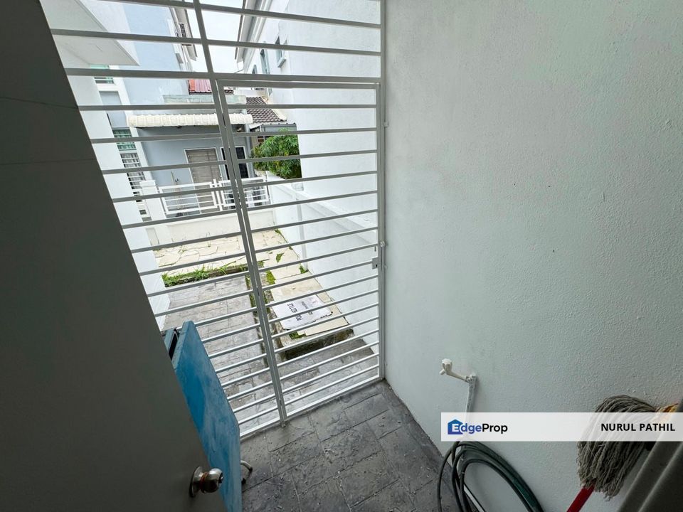 2 Storey Semi D Cluster @ Royal Ivory 2, Bandar Saujana Putra, Selangor, Selangor, Bandar Saujana Putra