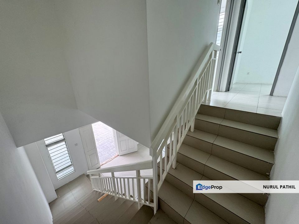 2 Storey Semi D Cluster @ Royal Ivory 2, Bandar Saujana Putra, Selangor, Selangor, Bandar Saujana Putra