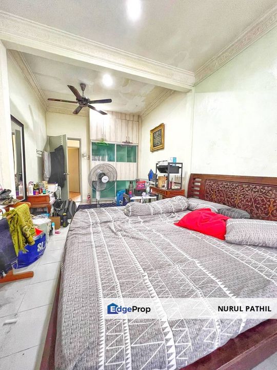 Extended Double Storey Terrace USJ 12, Subang Jaya., Selangor, USJ