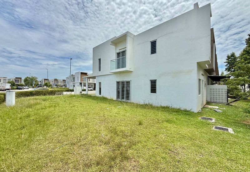 Casa Green @ Cybersouth