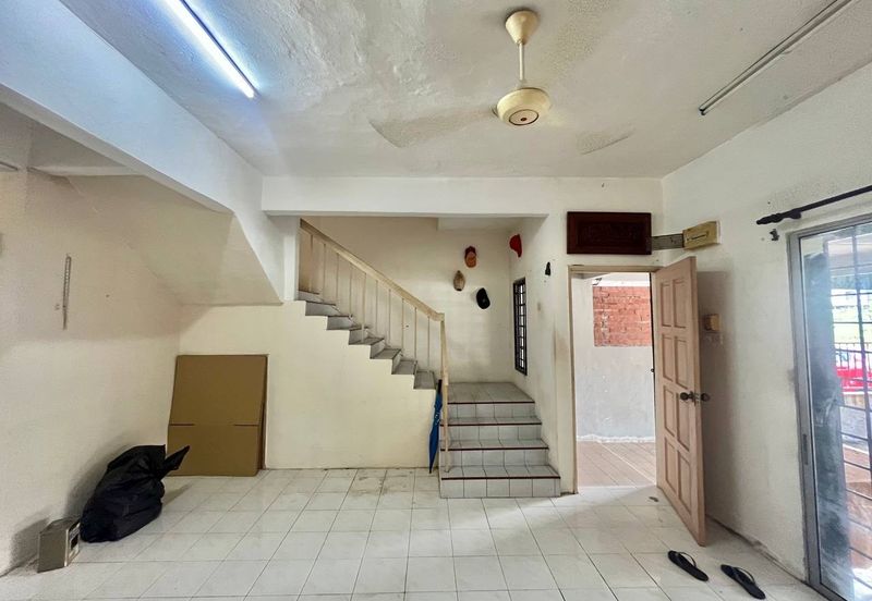 Taman Dahlia, Sepang