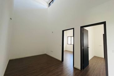 Serenia Anisa Phase 2