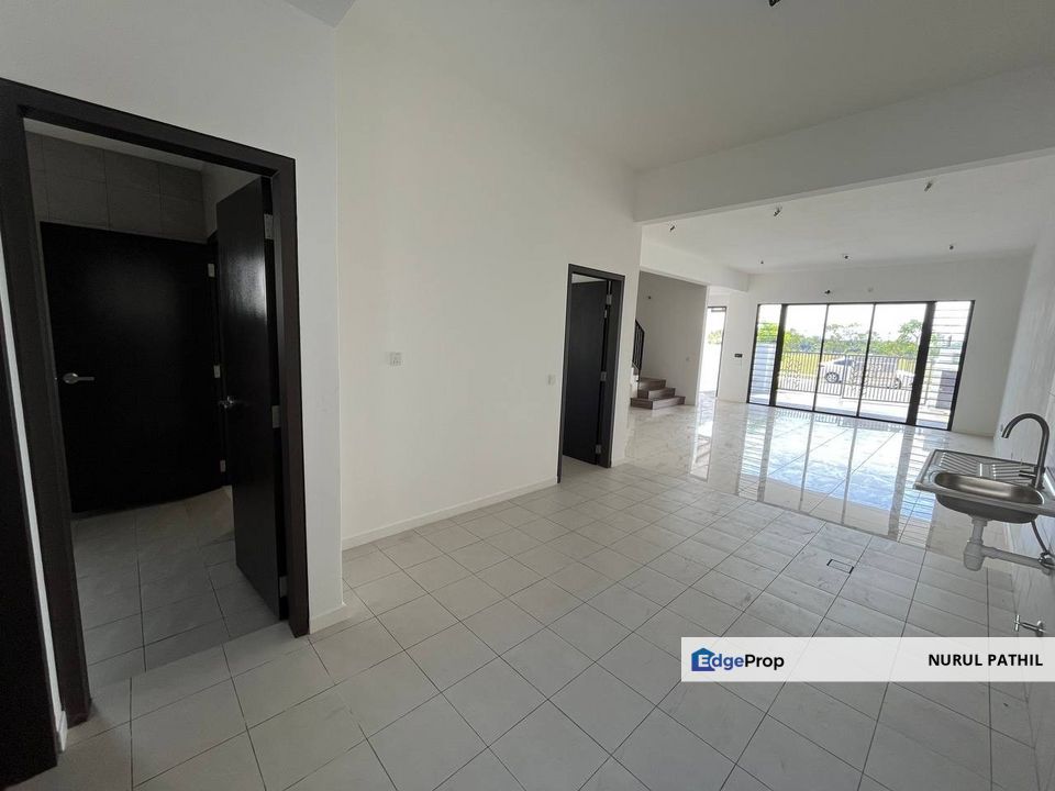 FACING OPEN Serenia Anisa, Serenia City, Kota Warisan, Selangor, Sepang