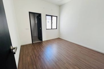 Serenia Anisa Phase 2