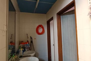 Lot 6175 & Lot 6176, Kota Raja, Kampung Jawa