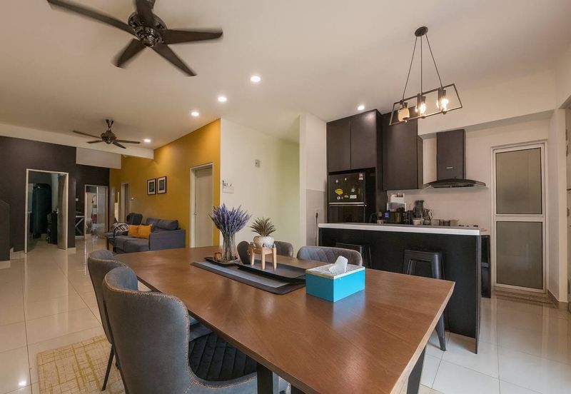 Casa Bluebell @ Cybersouth