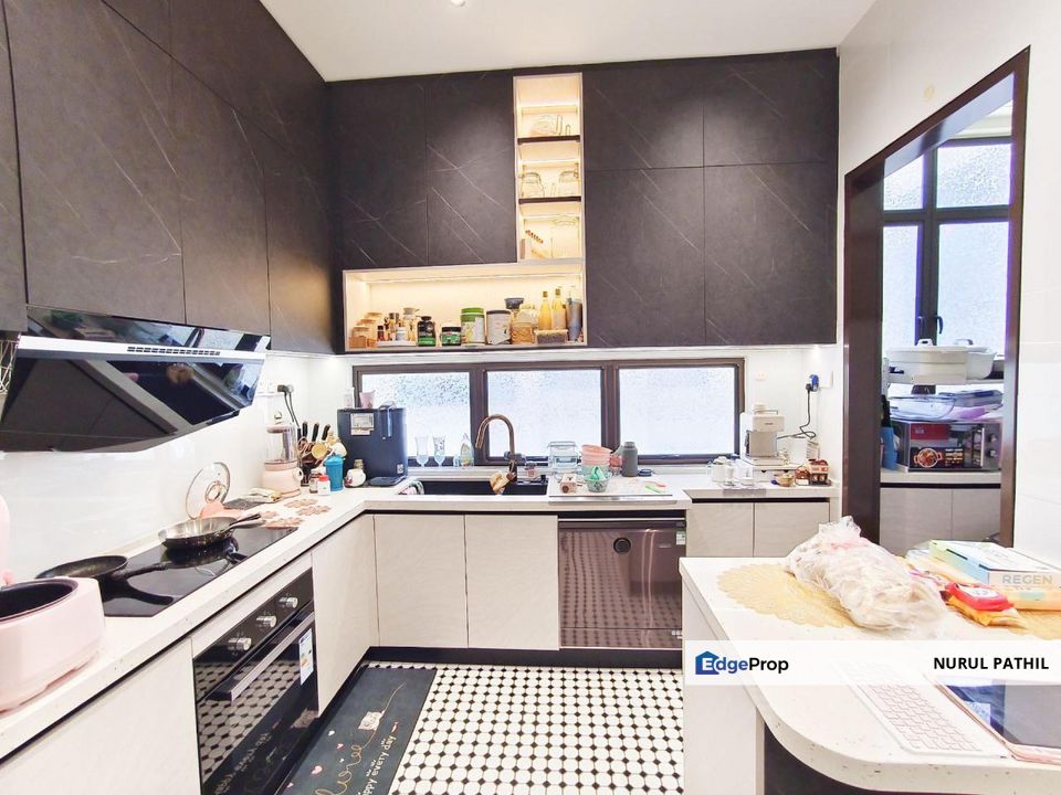 THE MULIA RESIDENCE, 3 STOREY TERRACE HOUSE Renovated Unit, Selangor, Cyberjaya