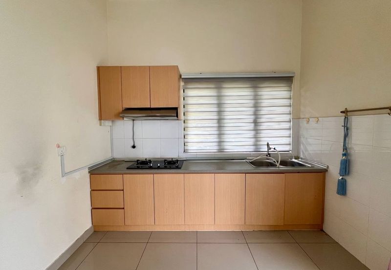 Monet Lily @ Sunsuria City