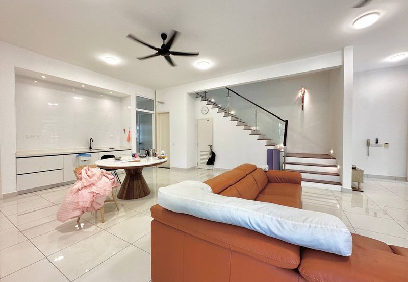 Tenderfields @ Eco Majestic