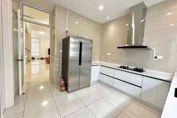 Tenderfields @ Eco Majestic