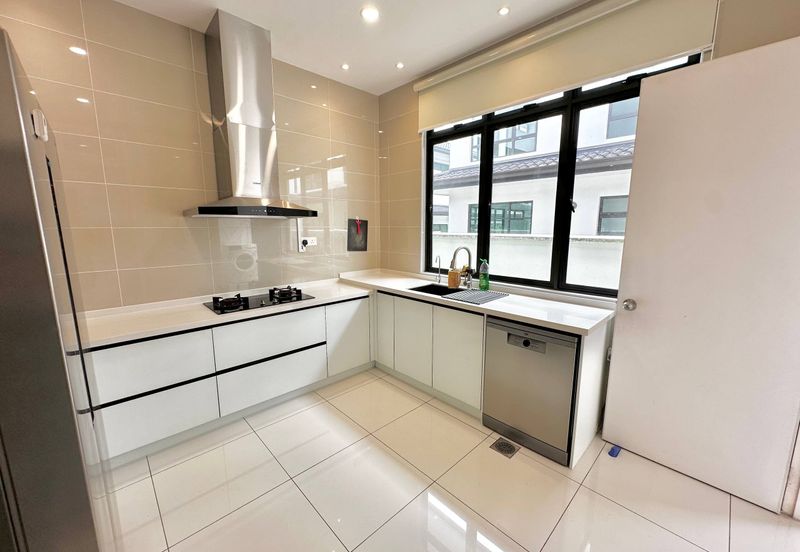 Tenderfields @ Eco Majestic