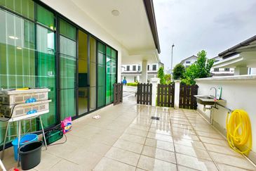 Tenderfields @ Eco Majestic