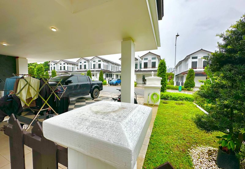 Tenderfields @ Eco Majestic